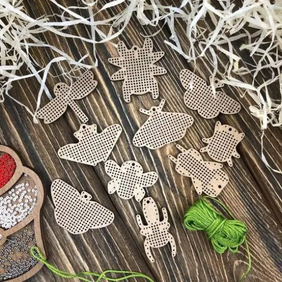 Wonderland Crafts Nature Embroidery Wood Blanks Set {6}