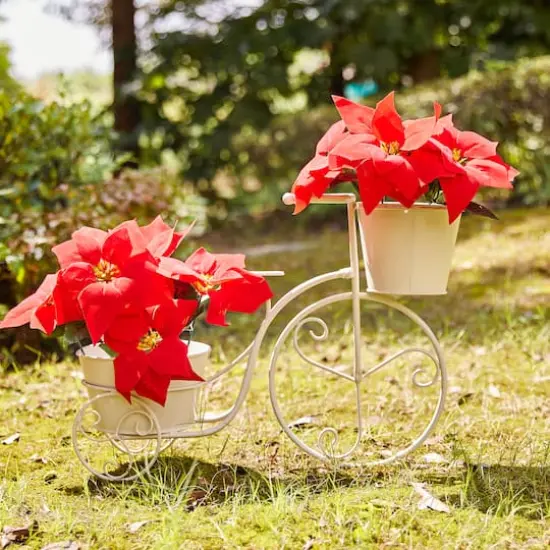 Glitzhome&reg; 21.5'' White Metal Bicycle Plant Stand {4}