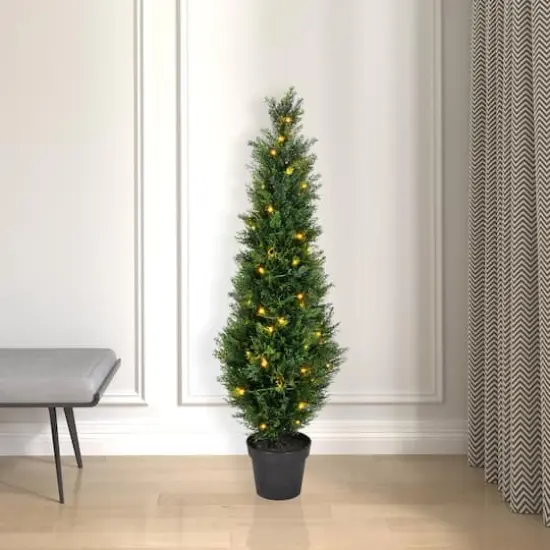 4ft. Pre-Lit Potted Cedar Tree {6}