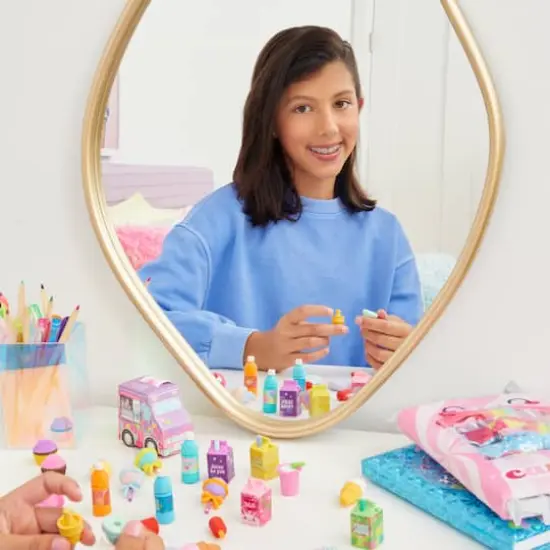 Make It Real&trade; 3C4G Snacks 'N Sweets Puzzle Eraser Set {4}