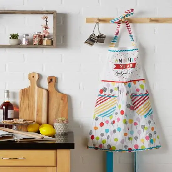 DII&reg; Another Year Printed Apron {9}