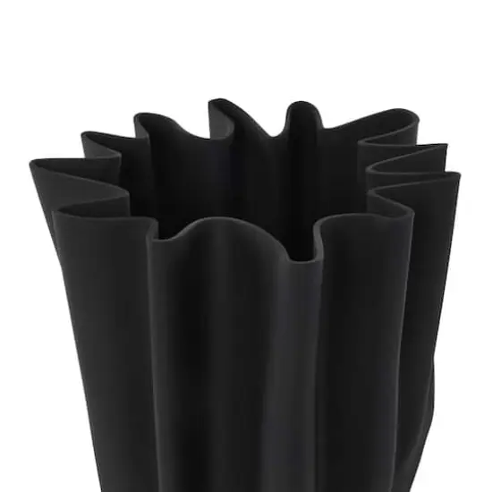 Black Abstract Fluted Ceramic Tulip Vase {4}