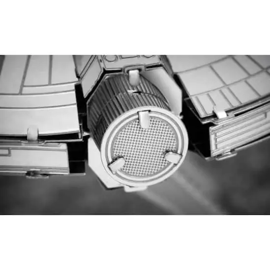 Metal Earth&reg; Star Wars&trade; Millennium Falcon&trade; Steel Model Kit {10}