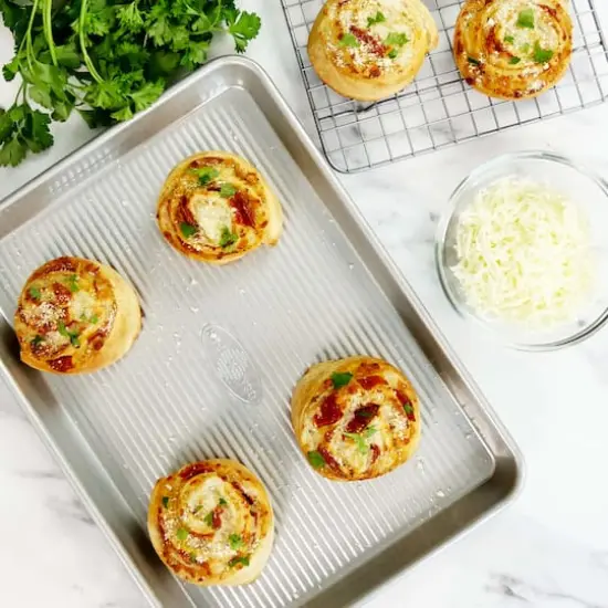 USA Pan&reg; Quarter Sheet Pan {3}