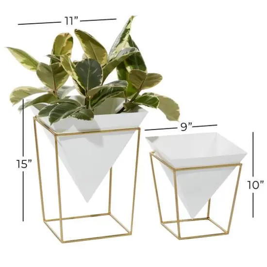 CosmoLiving by Cosmopolitan Set of 2 White Metal Contemporary Planter, 10", 15" {6}