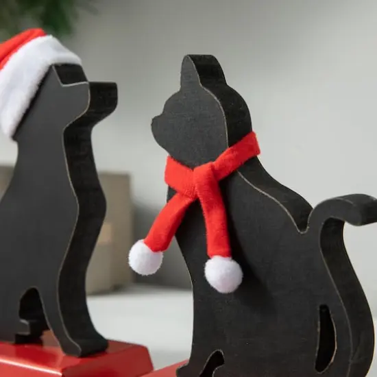 Glitzhome&reg; Cat & Dog Metal Christmas Stocking Holder Set {7}