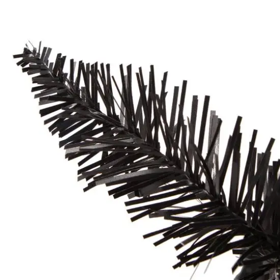 24" Black Fir Wreath {4}