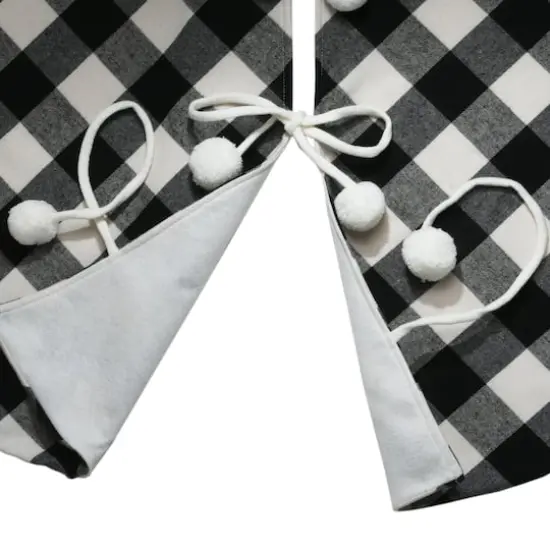 52" General Store Collection Black & White Plaid Tree Skirt {5}