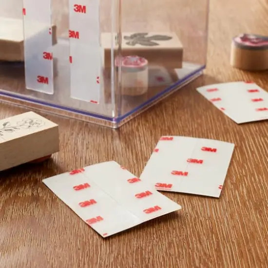 Scotch&reg; Clear Mounting Strips {3}