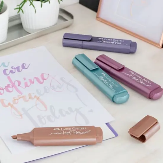Faber-Castell&reg; Textliner Sparkling Effect 8 Color Metallic Highlighters {4}