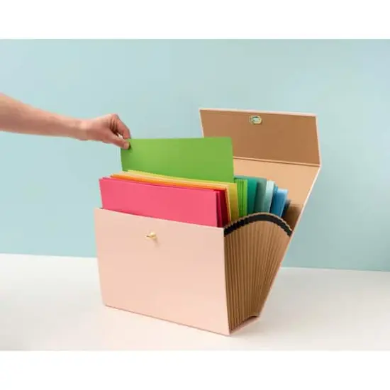 We R Memory Keepers&reg; 12'' x 12'' Accordion Paper Storage Pink {5}