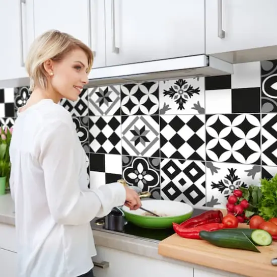 Crearreda Black & White Azulejos Peel & Stick Backsplash {4}