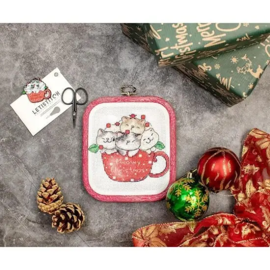 LetiStitch Meowy Christmas with Hoop Counted Cross Stitch Kit {3}