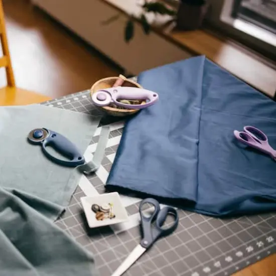 Fiskars&reg; 45mm Blue Loop Rotary Cutter {6}