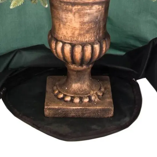 Green Foyer Christmas Tree Protective Storage Bag {7}
