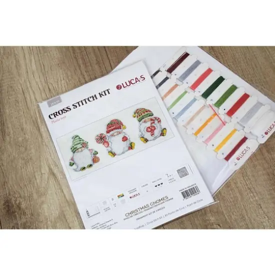 Luca-S Christmas Gnomes Plastic Canvas Counted Cross Stitch Kit {8}