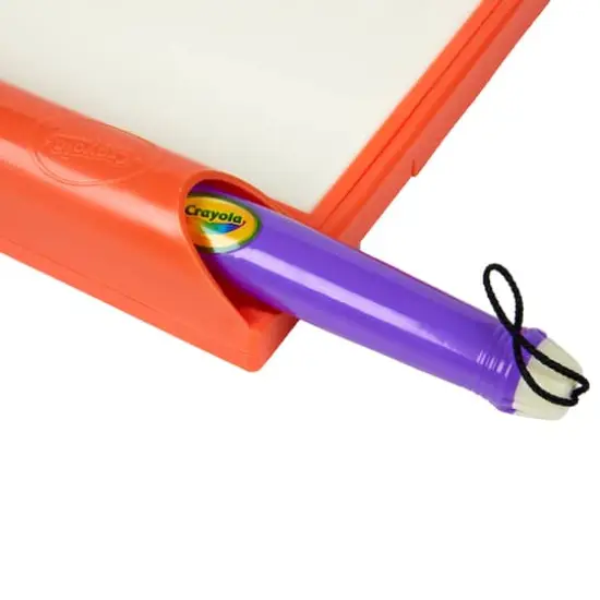 Crayola&reg; Travel Glow Art Studio {7}