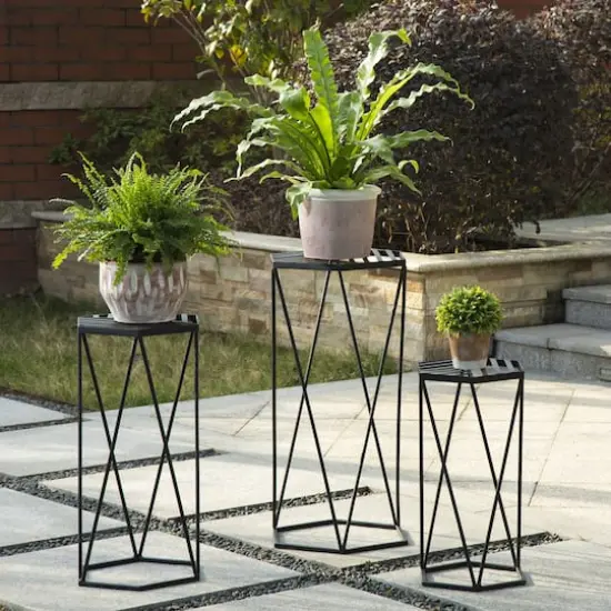 Glitzhome&reg; Modern Hexagon Black Metal Planter Set {4}