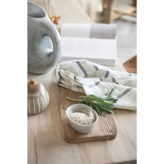 Mango Wood Cheese/Cutting Board With Engraved Rainbow {4}