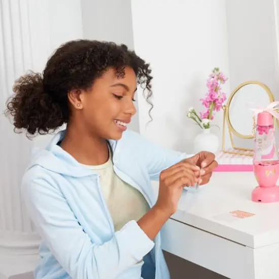 Make It Real&trade; Juicy Couture Dazzling Swirl LED Color Change Light {3}