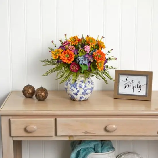 15" Mixed Floral Arrangement in Floral Vase {4}