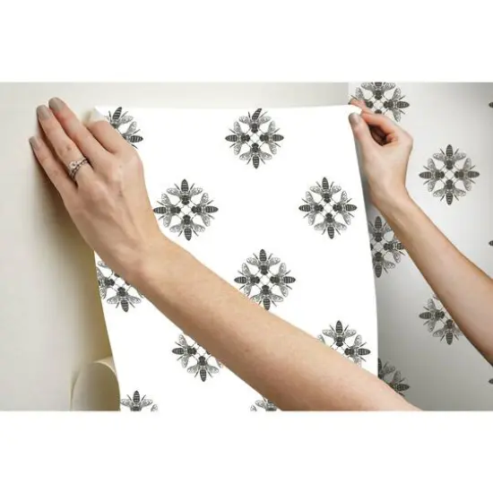 RoomMates Honey Bee Peel & Stick Wallpaper Black {8}