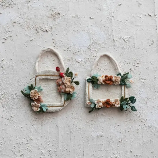 Hello Honey&reg; Handmade Wool Felt Photo Frame Ornament Set with Appliqued Flowers & Velcro {3}