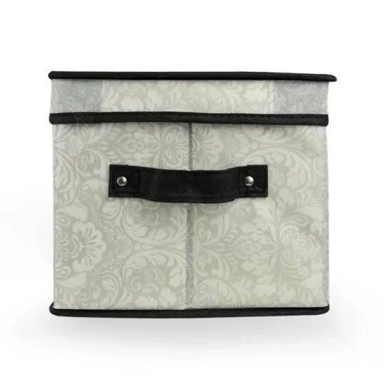 DII&reg; Damask Dessert Plate Storage Container {5}