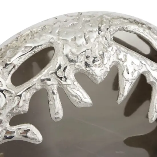 Set of 2 Silver Aluminum Contemporary Wall Decor, 21" x 21" x 4" {4}