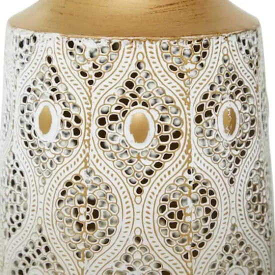 White Metal Vase with Diamond Pattern Set {4}