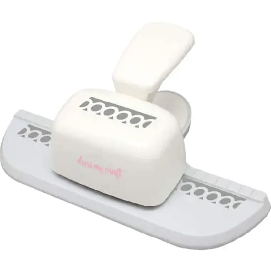 Dress My Craft&reg; Circle Chain Border Punch {1}