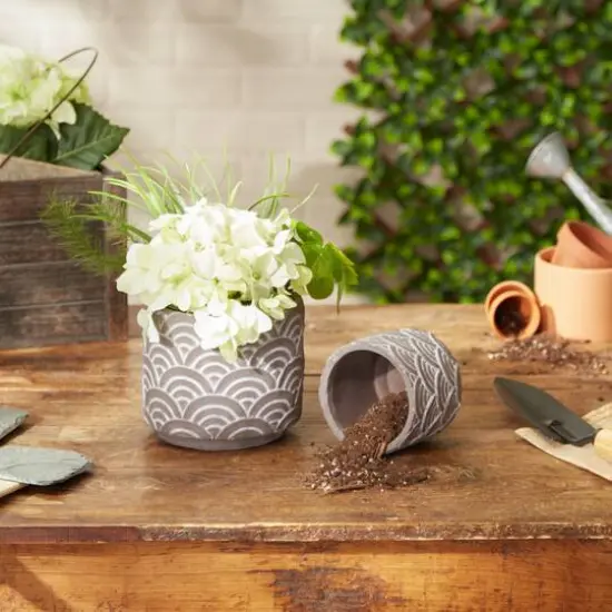 Black Scalloped Cement Flower Pot Set {8}