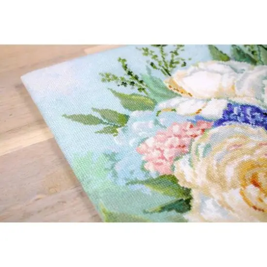 Luca-s Floral Bouquet Counted Cross Stitch Kit {8}