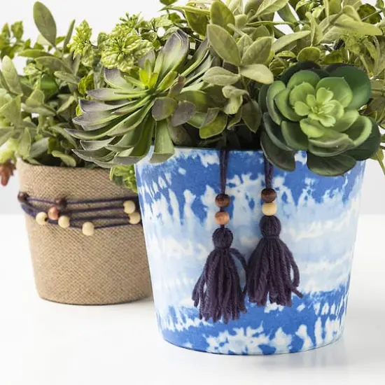 Mod Podge&reg; Ultra Gloss All-In-One Glue & Sealer Spray {9}