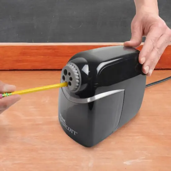 Westcott&reg; iPoint Heavy Duty Electric Pencil Sharpener {5}