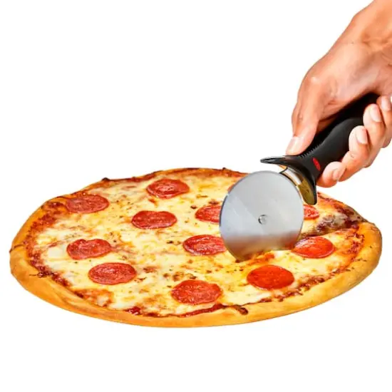OXO Softworks Pizza Wheel {4}
