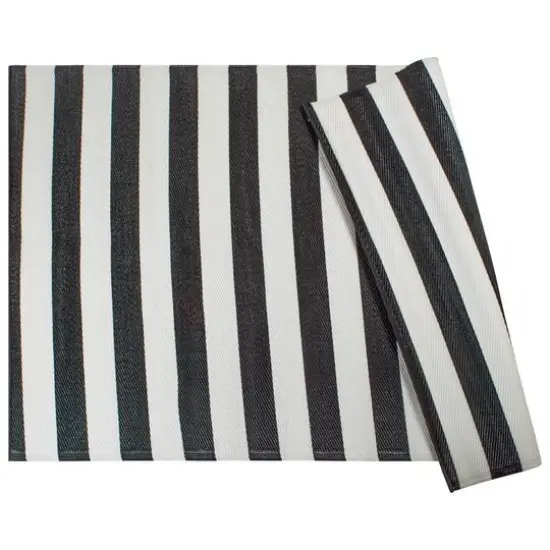 DII&reg; Black & White Stripe Outdoor Rug, 4ft. x 6ft. {5}