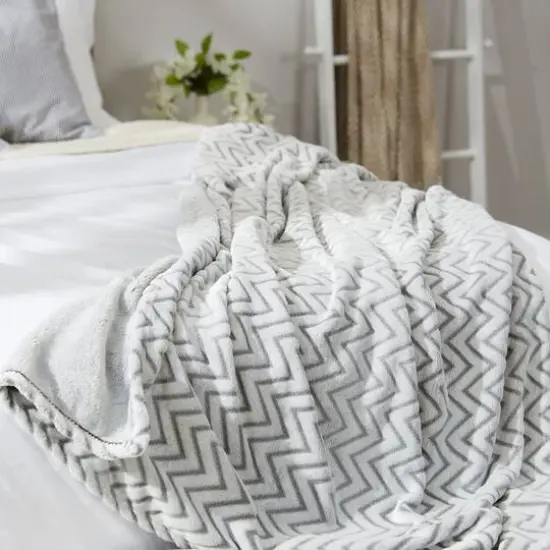 DII&reg; Gray Chevron Plush Throw {4}