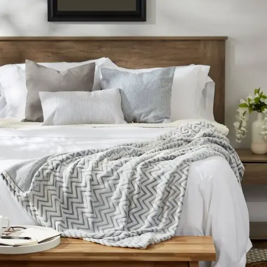 DII&reg; Gray Chevron Plush Throw {5}