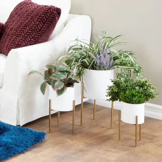 White Metal Contemporary Planter Set {8}