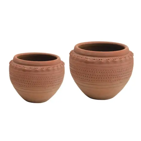 Hello Honey&reg; 9'' Textured Terra-Cotta Pot {3}