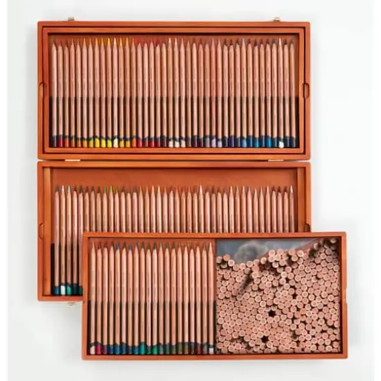 Derwent&reg; Lightfast 100 Pencil Wooden Box Set {7}