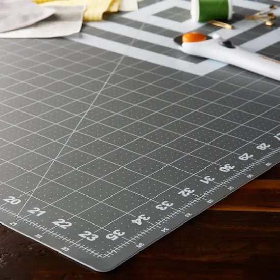 Fiskars&reg; Cutting Mat {3}