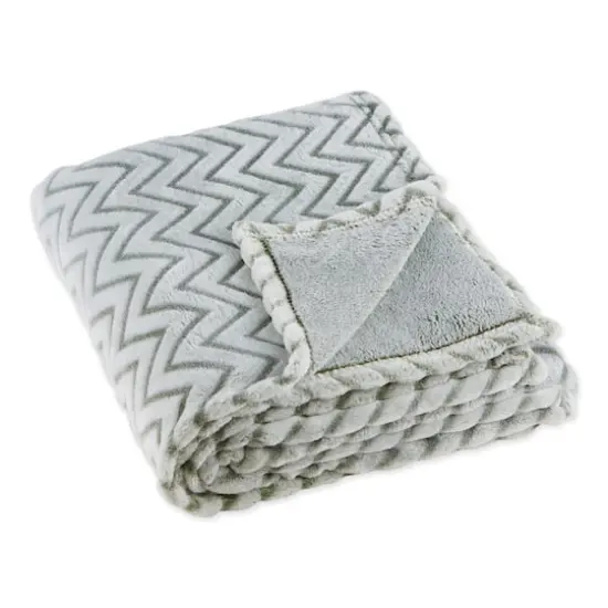 DII&reg; Sage Chevron Plush Throw {1}