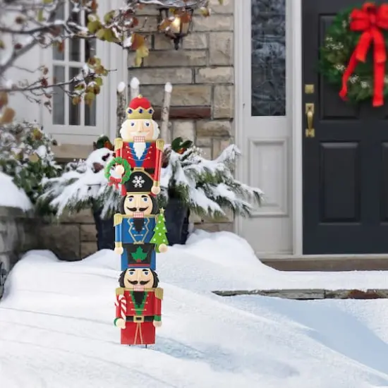 Glitzhome&reg; Metal Nutcracker Yard Stake/D&eacute;cor Accent Set {6}