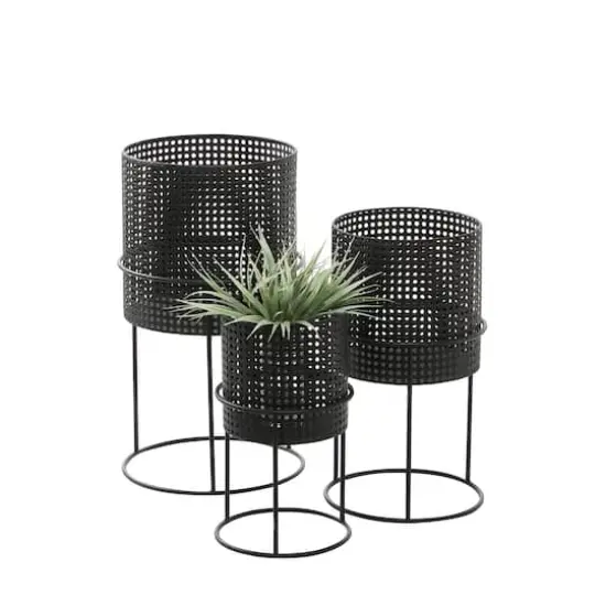 CosmoLiving by Cosmopolitan Black Metal Chic Planter Set {1}