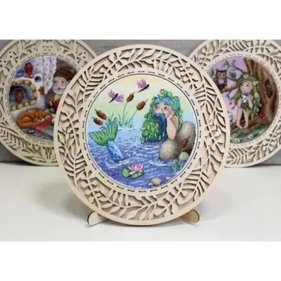 Frame Herb Wreath Medium {4}