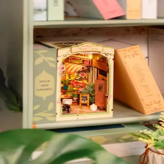 Rolife&reg; Floral Corner DIY Book Nook Shelf Insert Kit {5}