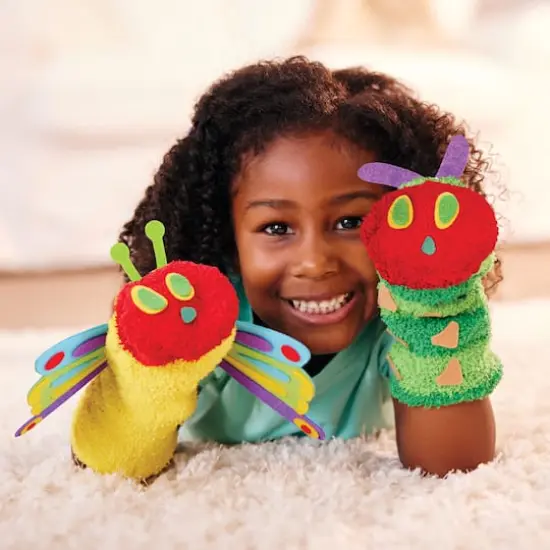 Creativity for Kids&reg; The Very Hungry Caterpillar Story Puppets {9}