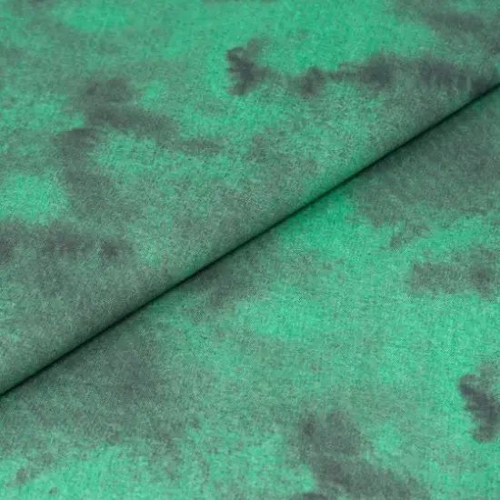 SINGER Christmas Tone-on-Tone Hunter Green Cotton Fabric {1}